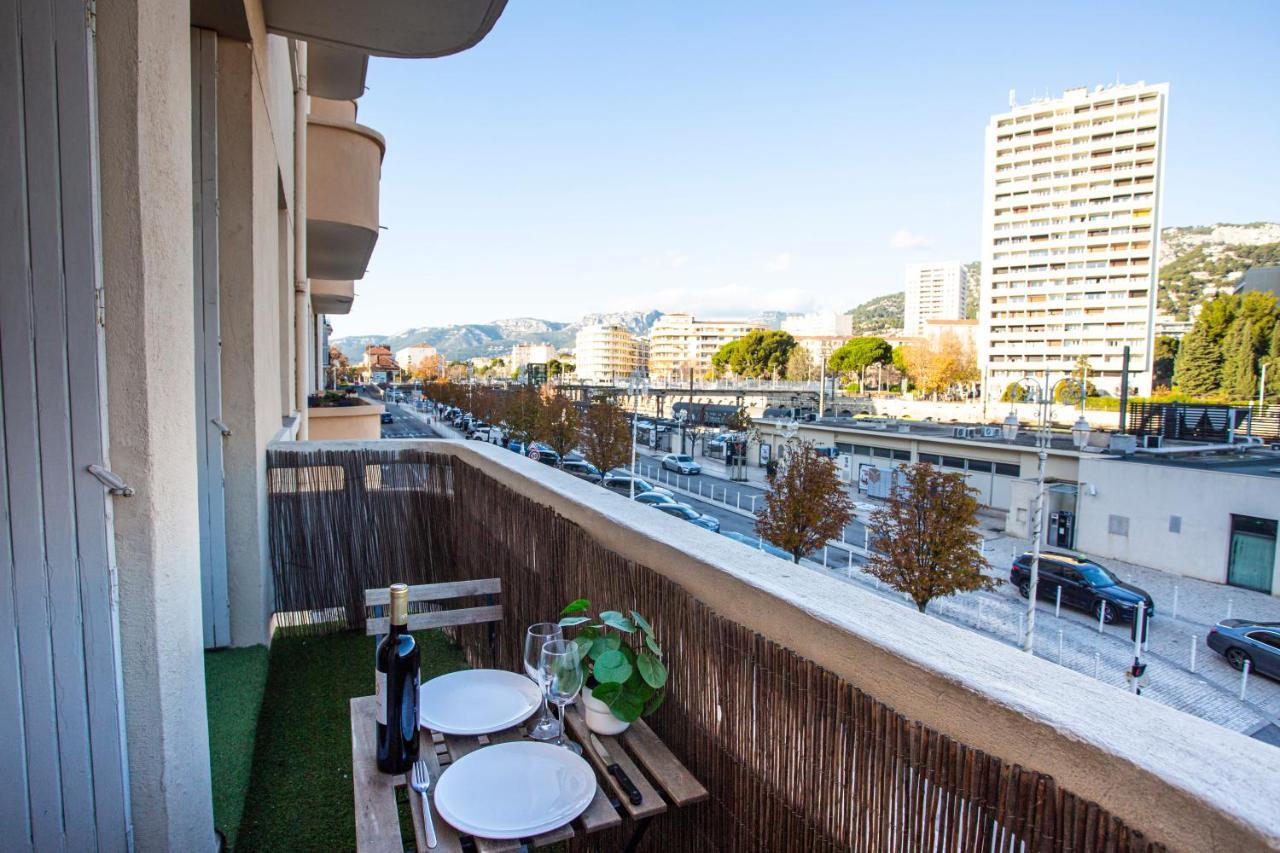 Escapade En Amoureux T2 Luxueux, Avec Balnéo, 60m Gare - Hypercentre - La Porte Bleue 4 Toulon